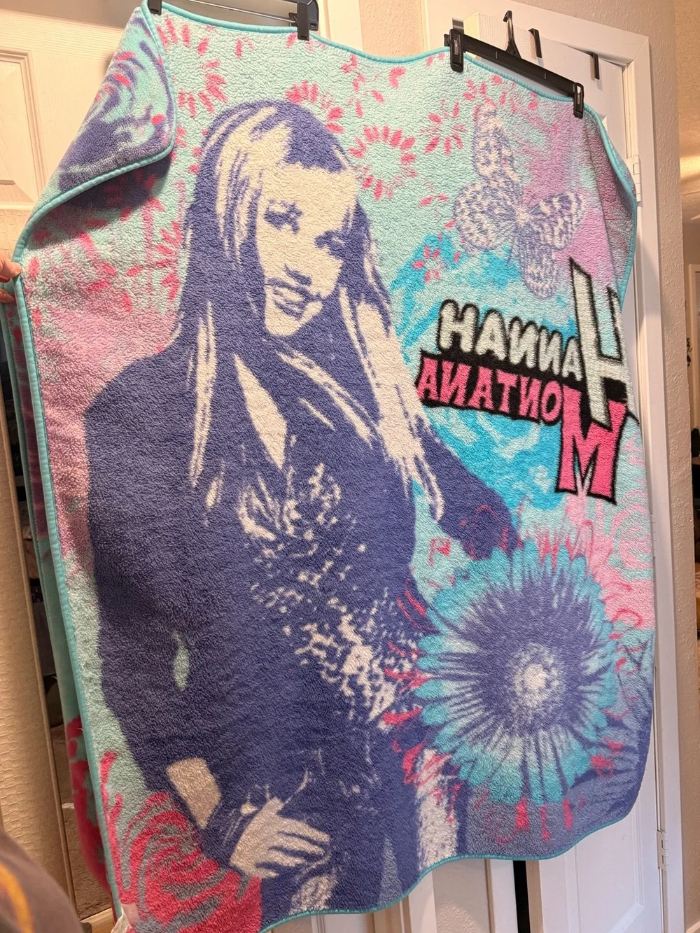 Hannah Montana fleece blanket